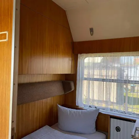 Hotel Zz_Lokschuppen Pasewalk-Erlebnisuebernachtung Im Schlafwagen Esterno foto