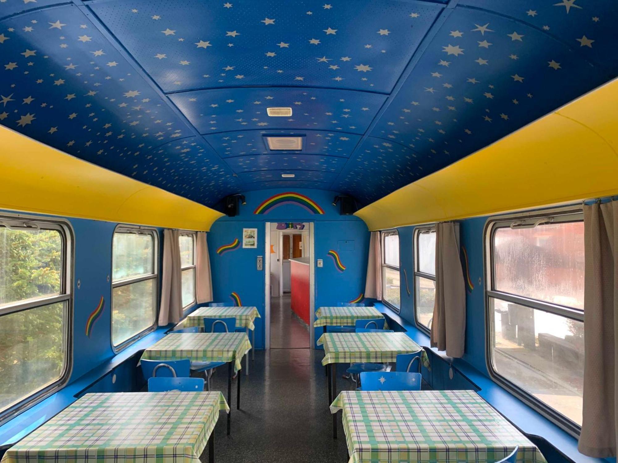 Campsite Zz_lokschuppen Pasewalk-erlebnisuebernachtung Im Schlafwagen