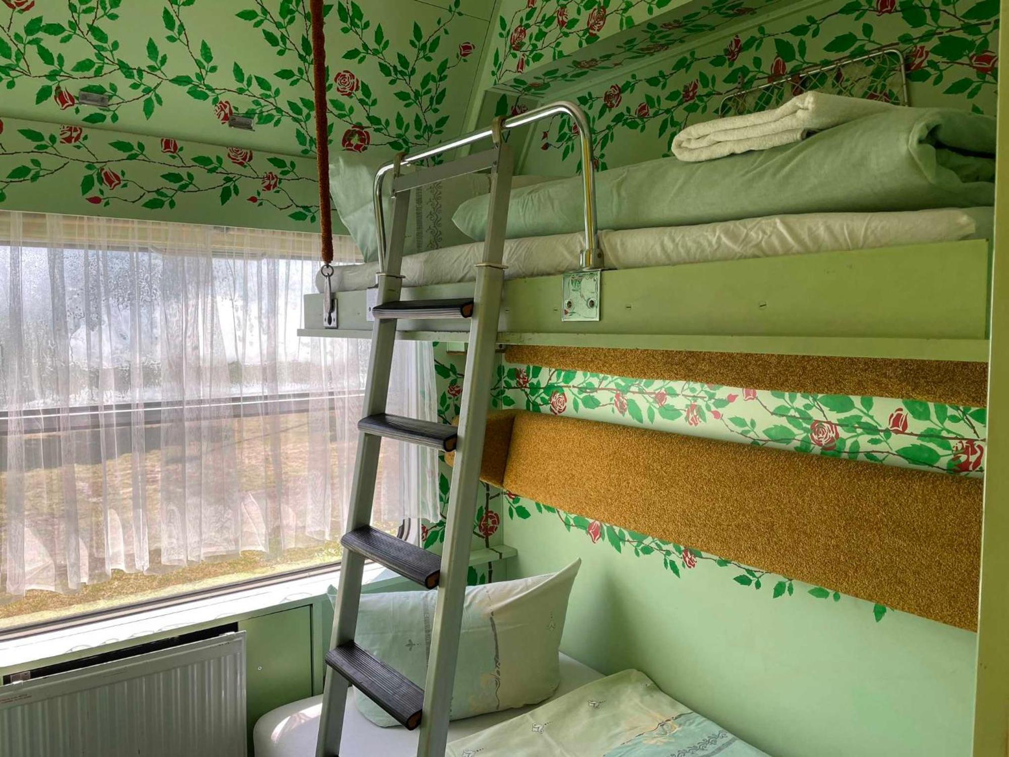 Campsite Zz_lokschuppen Pasewalk-erlebnisuebernachtung Im Schlafwagen Pasewalk